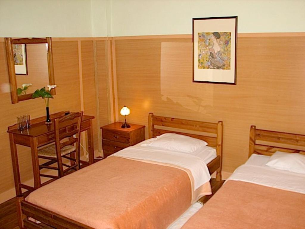 Earini Rooms And Apartments Chania  Bilik gambar